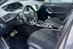 Peugeot 308 GT Line 130cv EAT8 / 31000km / 2019 / Distribution neuve / Suivi complet / Super état 