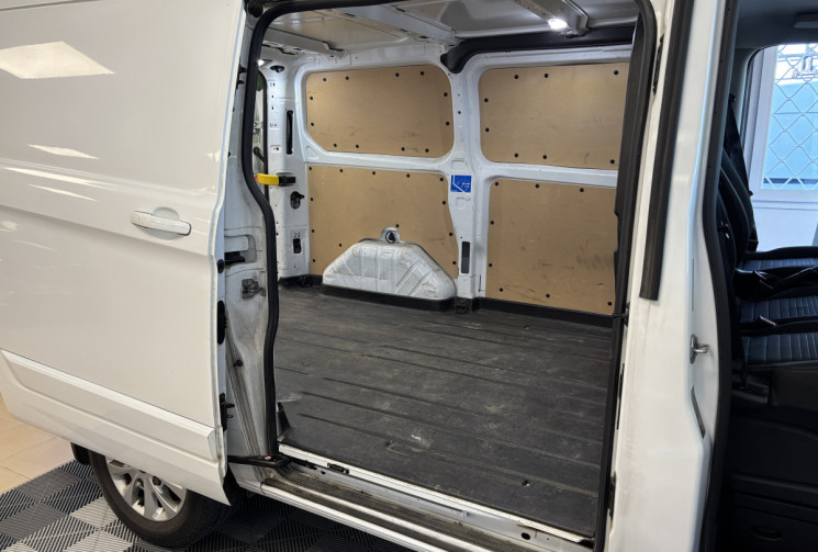 Ford Transit CUSTOM 2.0 TDCI ECOBLUE TURBO / 1ERE MAIN / SUIVI COMPLET FORD 