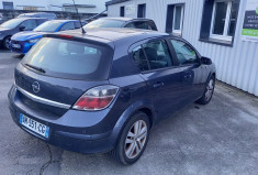 Opel Astra 1.7 CDTI 100 POUR PRO DE L'AUTO