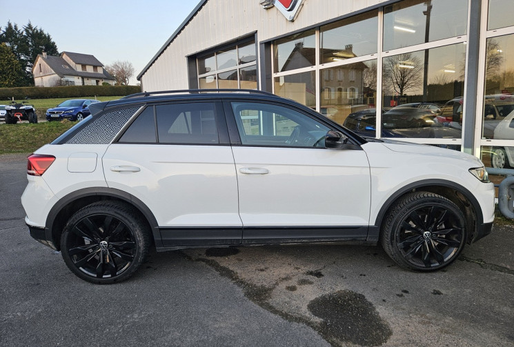 Volkswagen T-Roc 2.0 TDI 150 BLUEMOTION DSG7 CARAT BLACK