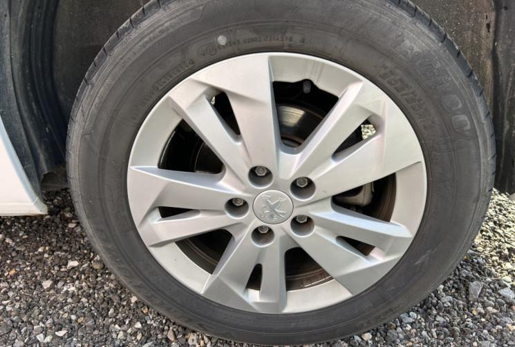 Peugeot Partner Long 1.5 BlueHdi 130 cv Asphalt Bva EAT 8