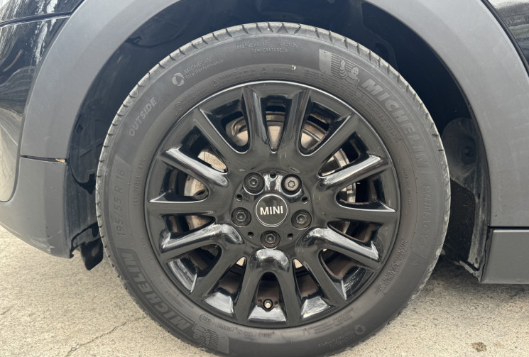 Mini Cooper Edition Shoreditch* 1.5i 136 / 1ère Main / Toit Ouvrant / Radars AR / Bluetooth