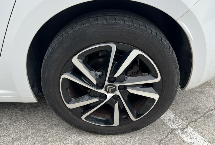 Citroën C4 PICASSO 1.2 Puretech 130 EAT6 Shine / Distribution OK / JBL / Carplay / Caméra 360