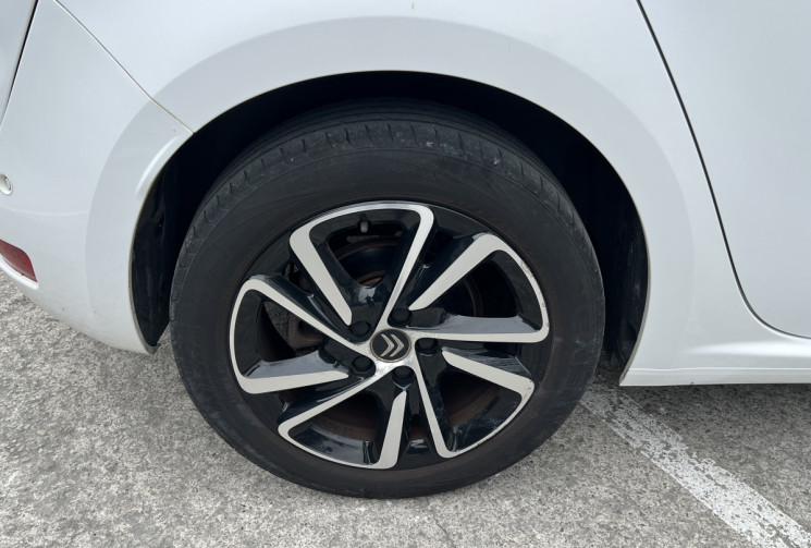 Citroën C4 PICASSO 1.2 Puretech 130 EAT6 Shine / Distribution OK / JBL / Carplay / Caméra 360