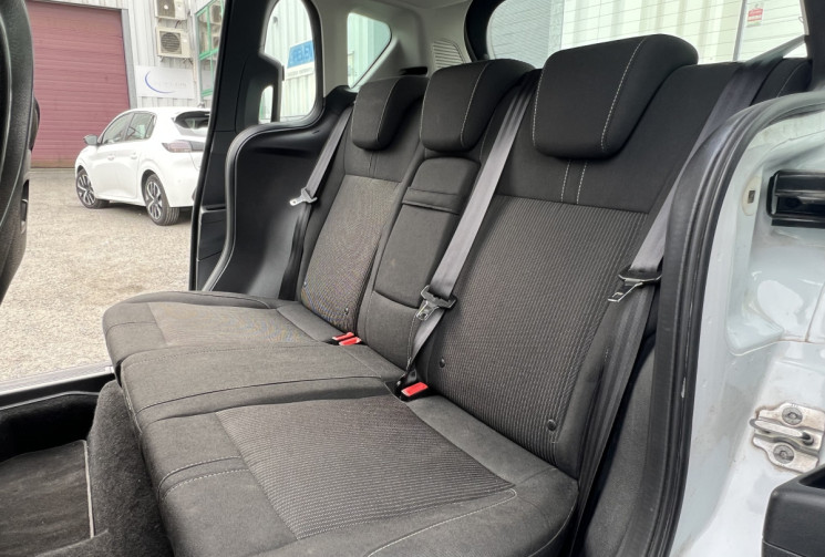 Ford B-MAX Titanium Powershift 1.6 Ti-VCT 105 CV * Entretien Complet * Distribution faite