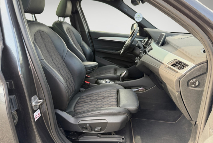 BMW X1 (F48) LCI sDrive 16Da 116ch DKG7 xLine / ENTRETIEN BMW / TOIT OUVRANT / HAYON ELECTRIQUE
