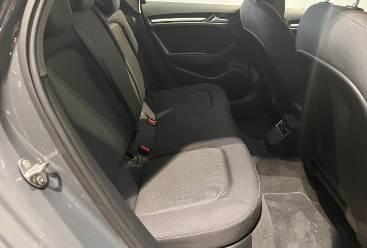 Audi A3 SPORTBACK 35 TFSI 150 CH AMBIANTE S-TRONIC