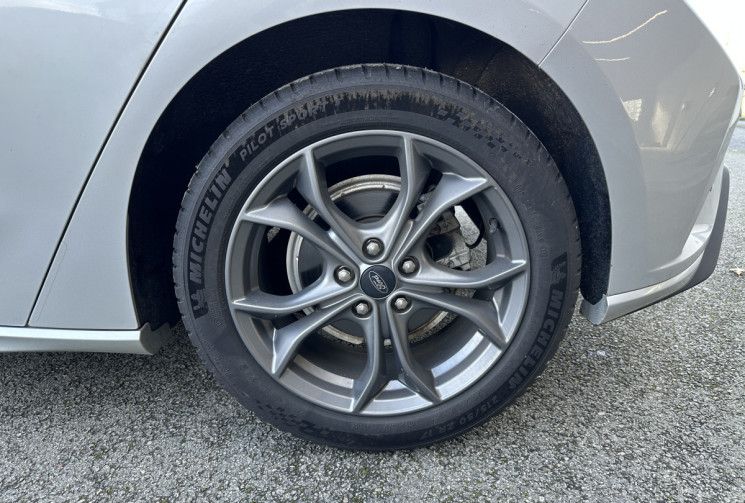 Ford Focus IV Phase 2 1.0 EcoBoost mHEV 155 cv ST-Line