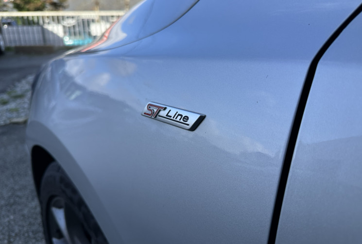 Ford Focus IV Phase 2 1.0 EcoBoost mHEV 155 cv ST-Line