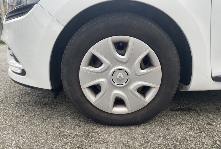 Renault Clio IV Phase 2 1.5 dCi FAP Energy eco2 S&S 75 cv LIMITED