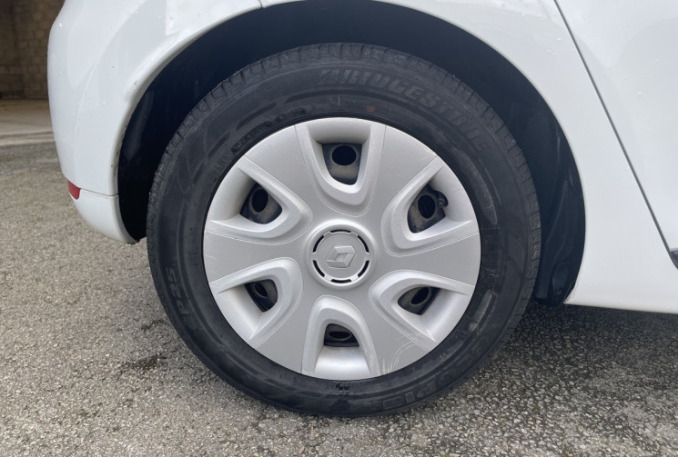 Renault Clio IV Phase 2 1.5 dCi FAP Energy eco2 S&S 75 cv LIMITED