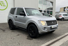 Mitsubishi Pajero 4 SPORT BLACK Short Wagon 200 cv 3.2 DI-D 4WD * Garantie 12 Mois * Très faible Km