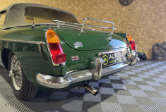 MG B DECAPOTABLE vert anglais + hardtop 