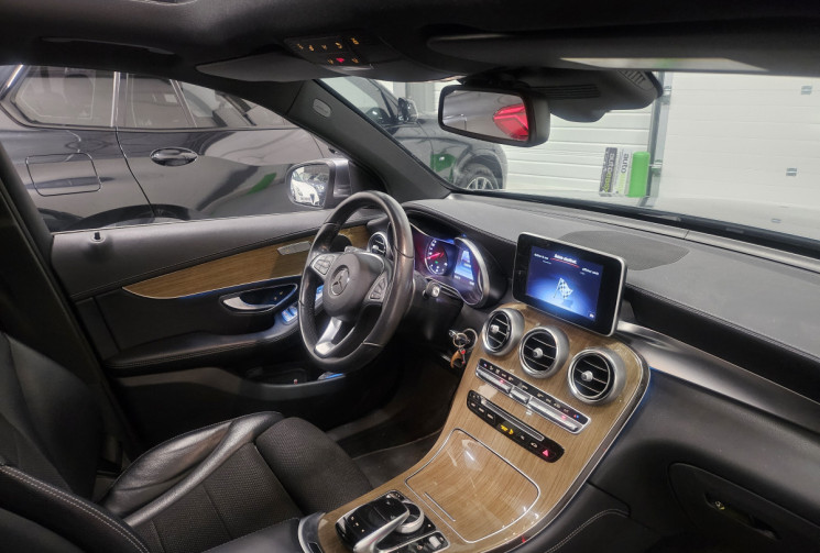 Mercedes GLC 250 D 204 cv 4matic 9G tronic / Toit pano