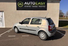 Renault Clio II 5 Portes Phase 2 1.2 i 16V 75 cv