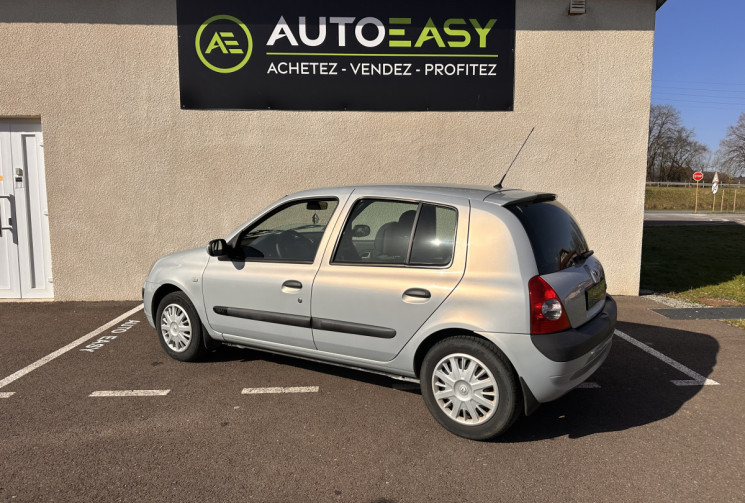 Renault Clio II 5 Portes Phase 2 1.2 i 16V 75 cv