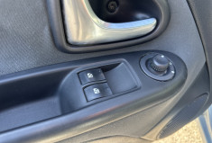 Renault Clio II 5 Portes Phase 2 1.2 i 16V 75 cv