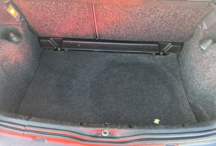 Renault Clio II 5 Portes Phase 2 1.2 i 16V 75 cv