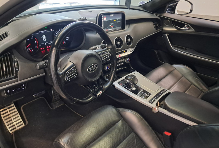 Kia STINGER 2.2 CRDi 200 GT Line Premium 4x4 BVA8 - CAMERA 360 - CUIR INTEGRAL - ENTRETIEN KIA 