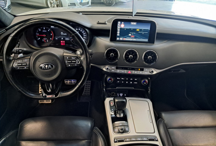 Kia STINGER 2.2 CRDi 200 GT Line Premium 4x4 BVA8 - CAMERA 360 - CUIR INTEGRAL - ENTRETIEN KIA 