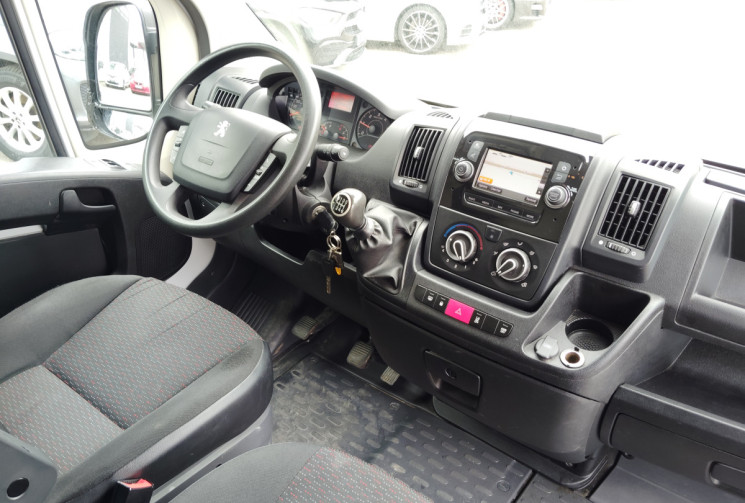 Peugeot Boxer TOLE 335 L3H3 BLUEHDI 140 ASPHALT