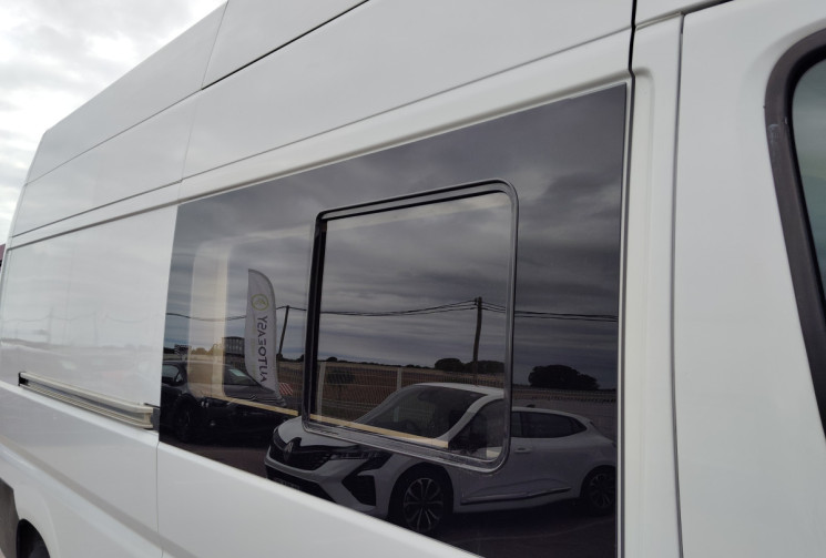 Peugeot Boxer TOLE 335 L3H3 BLUEHDI 140 ASPHALT