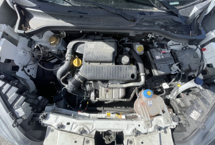 FIAT DOBLO cargo 1.4 t-jet 120cv bi carburation essence/gnv*attelage*clim*Prise usb