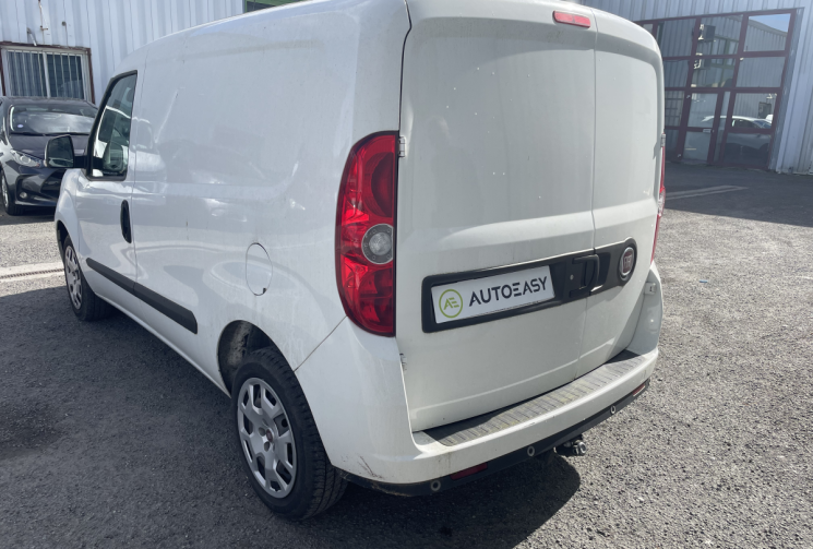 FIAT DOBLO cargo 1.4 t-jet 120cv bi carburation essence/gnv*attelage*clim*Prise usb