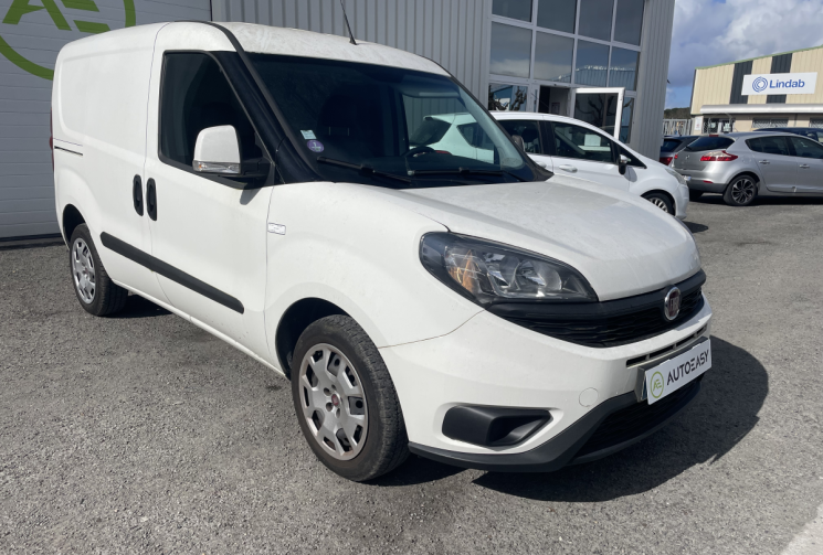 FIAT DOBLO cargo 1.4 t-jet 120cv bi carburation essence/gnv*attelage*clim*Prise usb