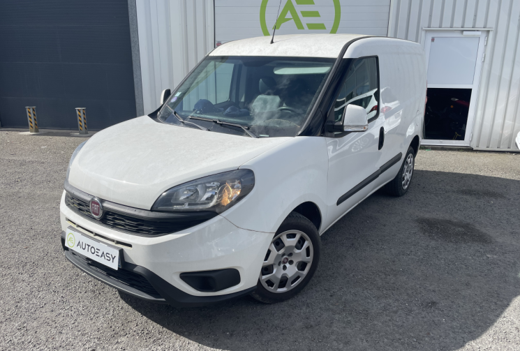 FIAT DOBLO cargo 1.4 t-jet 120cv bi carburation essence/gnv*attelage*clim*Prise usb