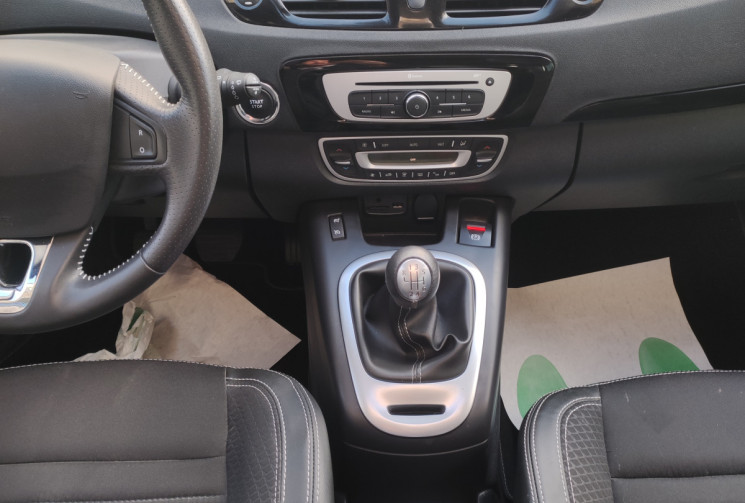 Renault Scénic  III Phase 2 1.2 TCe 16V S&S 132 cv