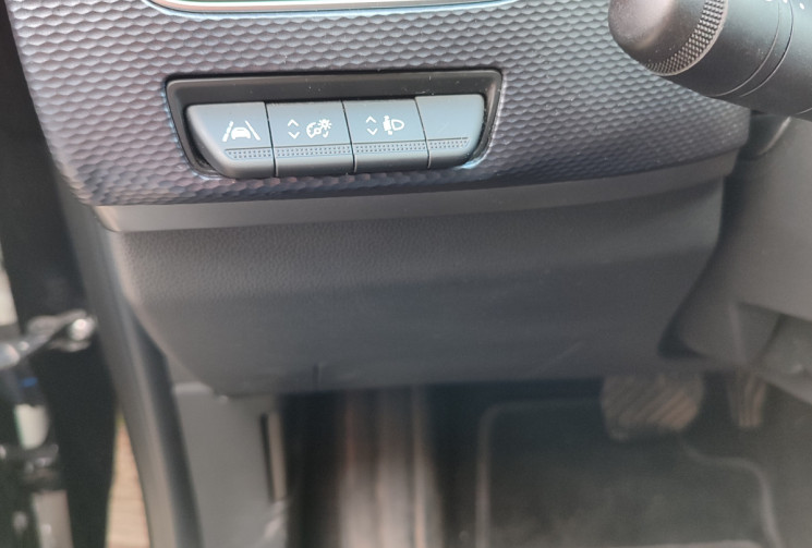 Renault Arkana E-TECH 1.6 i 145 Hybrid 94 cv 