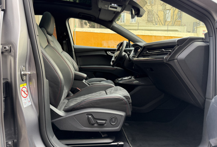 Audi Q4 sportback 50 e-tron s-line 300 cv quattro /ETAT NEUF / 