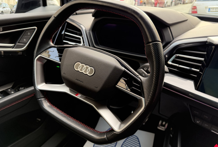 Audi Q4 sportback 50 e-tron s-line 300 cv quattro /ETAT NEUF / 