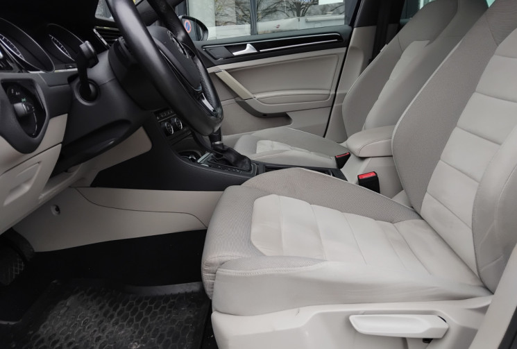 Volkswagen Golf  VII Phase 2 2.0 TDI  DSG7 150 cv - Siège chauffants