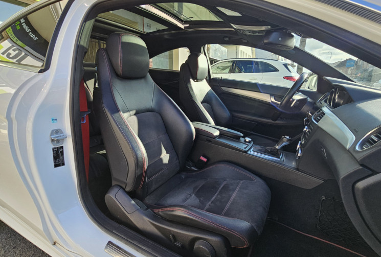 Mercedes Classe C 180 coupé 1.6i TURBO 156 cv pack AMG PLUS  Toit Panoramique 