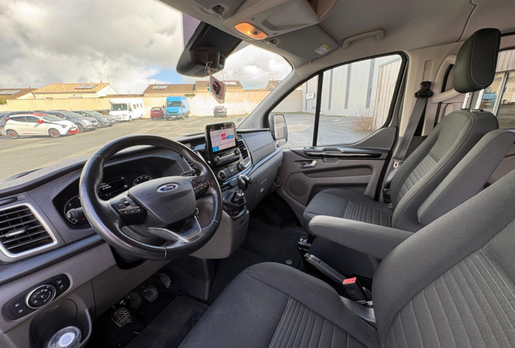 Ford CUSTOM L1H1 2.0 TDCi  130 LIMITED / DISTRIBUTION NEUF / GARANTIE 12 MOIS 