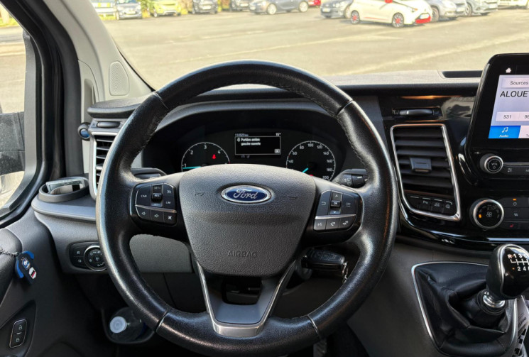 Ford CUSTOM L1H1 2.0 TDCi  130 LIMITED / DISTRIBUTION NEUF / GARANTIE 12 MOIS 