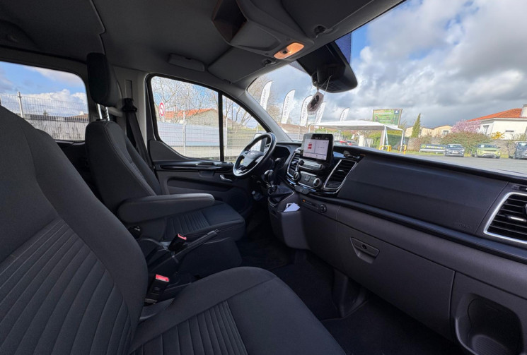 Ford CUSTOM L1H1 2.0 TDCi  130 LIMITED / DISTRIBUTION NEUF / GARANTIE 12 MOIS 