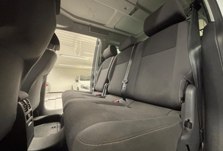 Volkswagen Caddy II CROSS 3