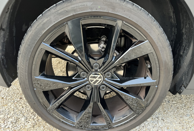 Volkswagen T-Roc 1.5 TSI Evo2 R-Line DSG7 Gris Mat