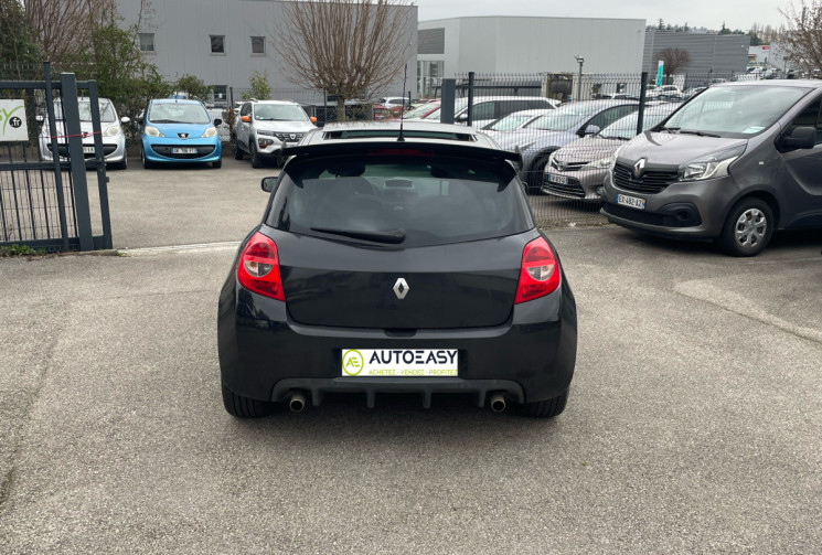 Renault Clio III RS 2.0 / 200 CH / LIGNE INOX
