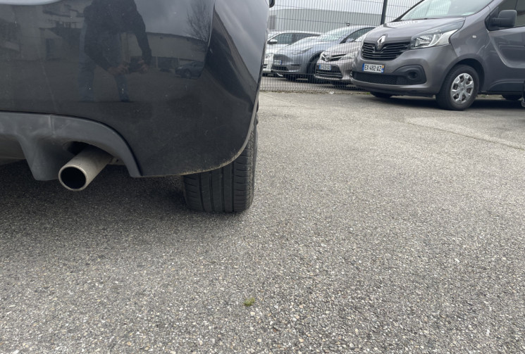 Renault Clio III RS 2.0 / 200 CH / LIGNE INOX