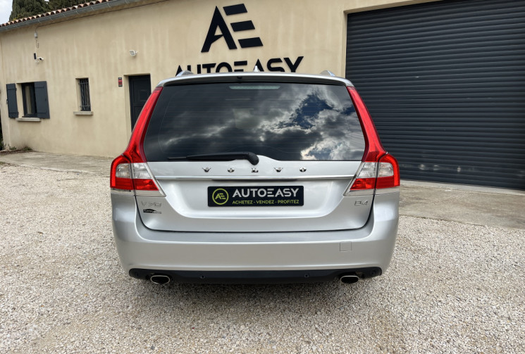 Volvo V70 III D4 181ch Summum Geartronic