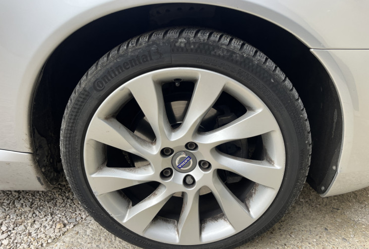 Volvo V70 III D4 181ch Summum Geartronic