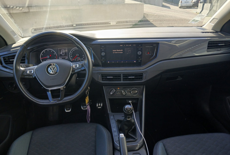 Volkswagen Polo VI 1.0 TSI 12V BMT IQ DRIVE BUSINESS