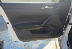 Volkswagen Polo VI 1.0 TSI 12V BMT IQ DRIVE BUSINESS