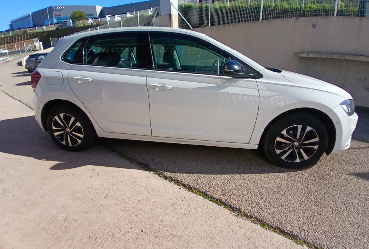 Volkswagen Polo VI 1.0 TSI 12V BMT IQ DRIVE BUSINESS