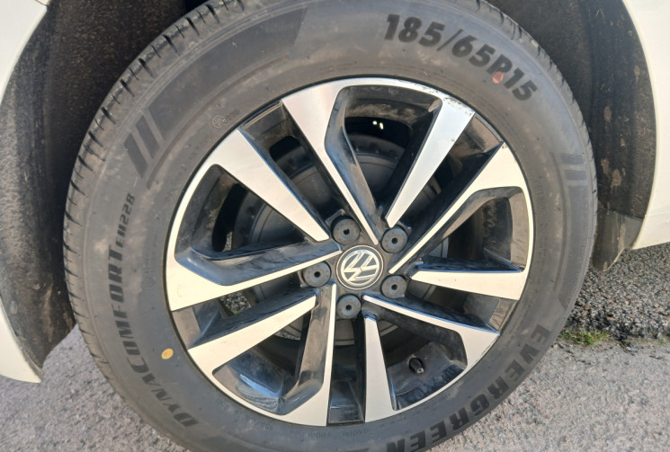 Volkswagen Polo VI 1.0 TSI 12V BMT IQ DRIVE BUSINESS