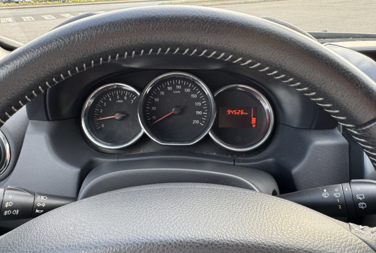 Dacia Duster 1.5 dCi 4x4 110ch Prestige (1er main)